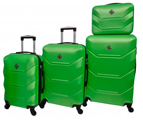 Набор чемоданов 4 штуки Bonro 2019 салатовый (10500205)